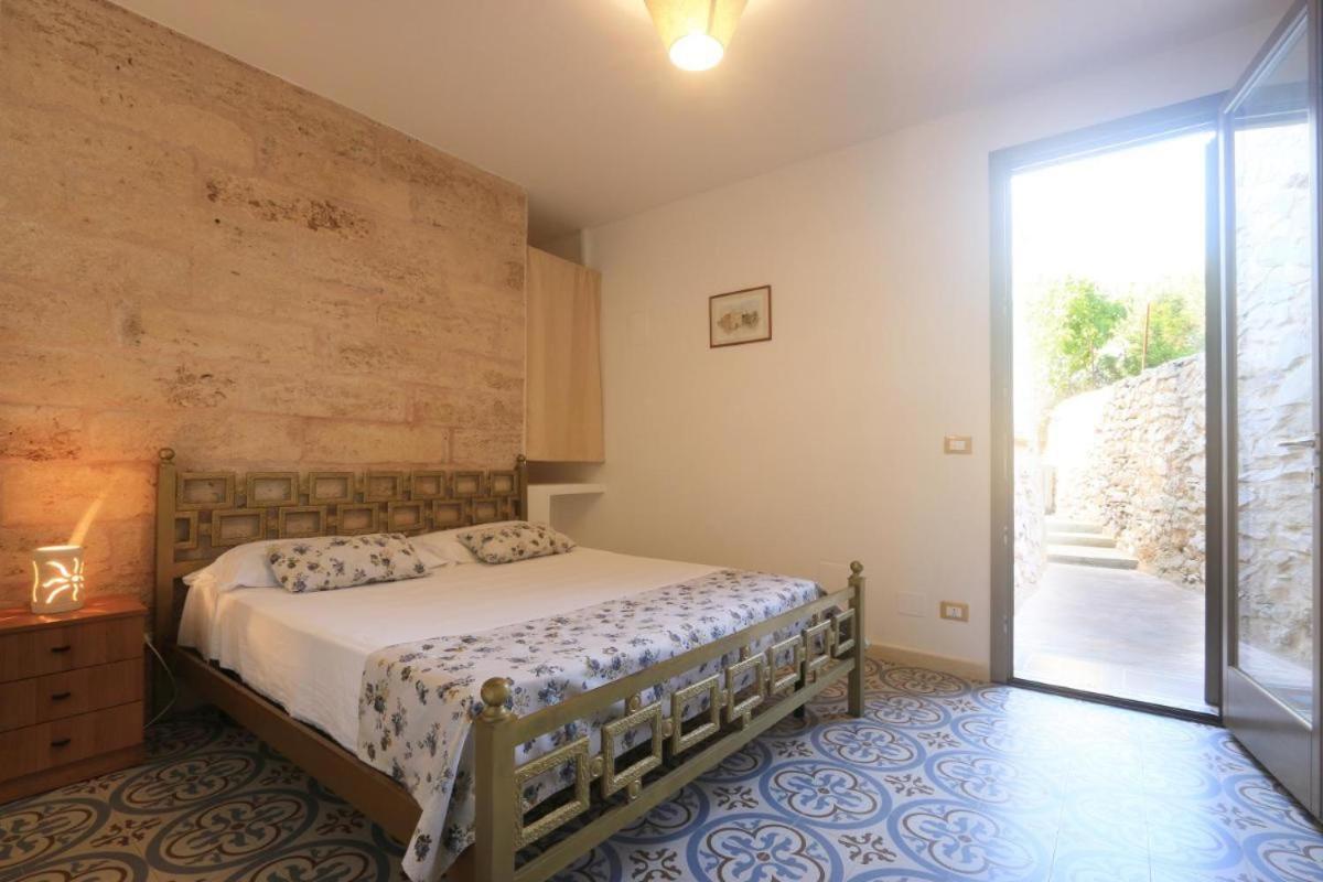 Agriturismo Allu Ruvezzu Bed & Breakfast ตอร์เรมอซซา ภายนอก รูปภาพ
